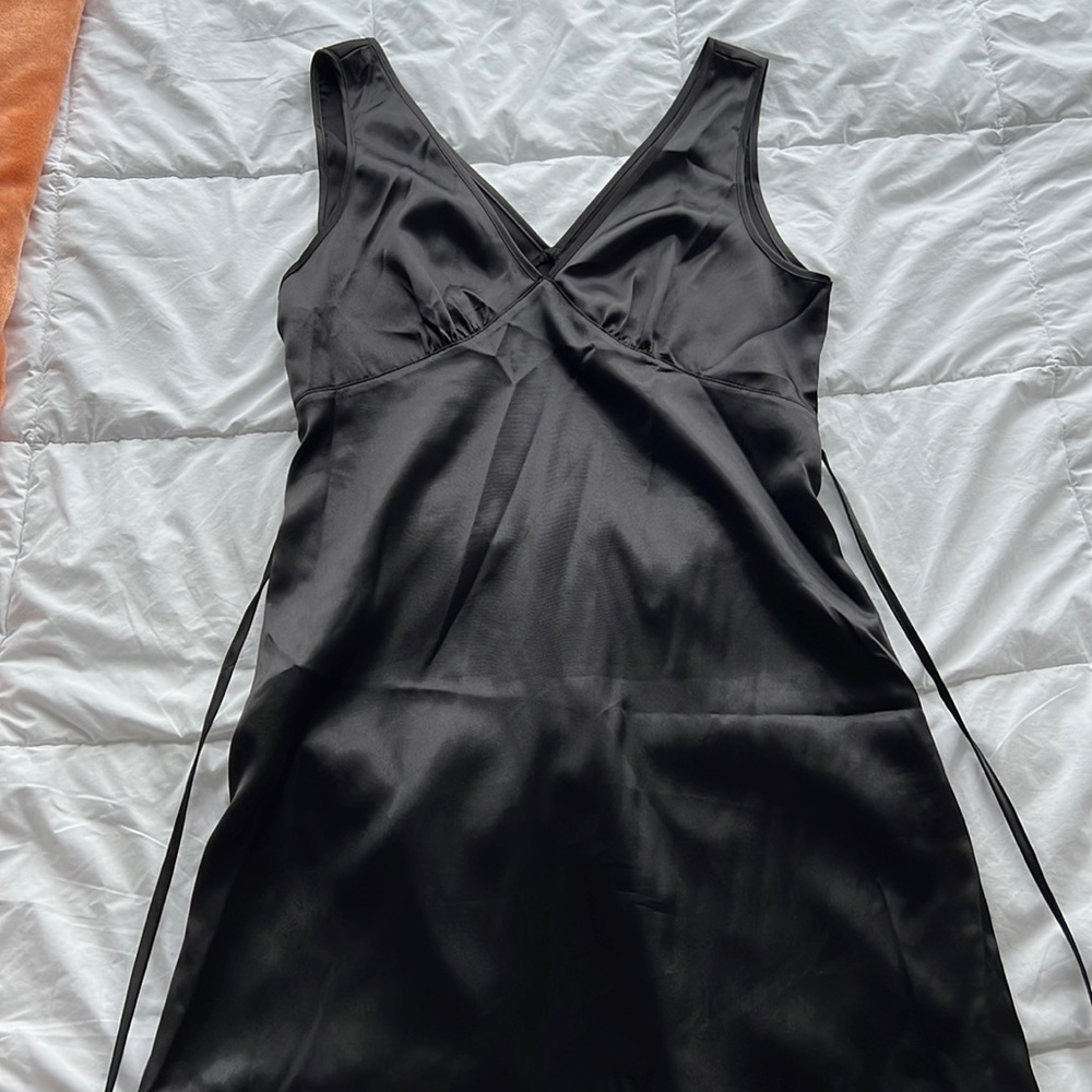 Chic Black Dress with Deep V